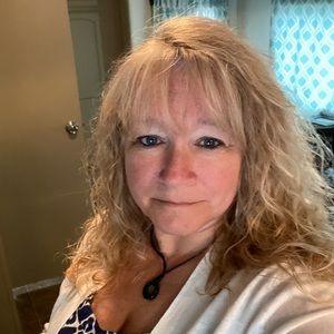 Meet your Posher, Jeanette